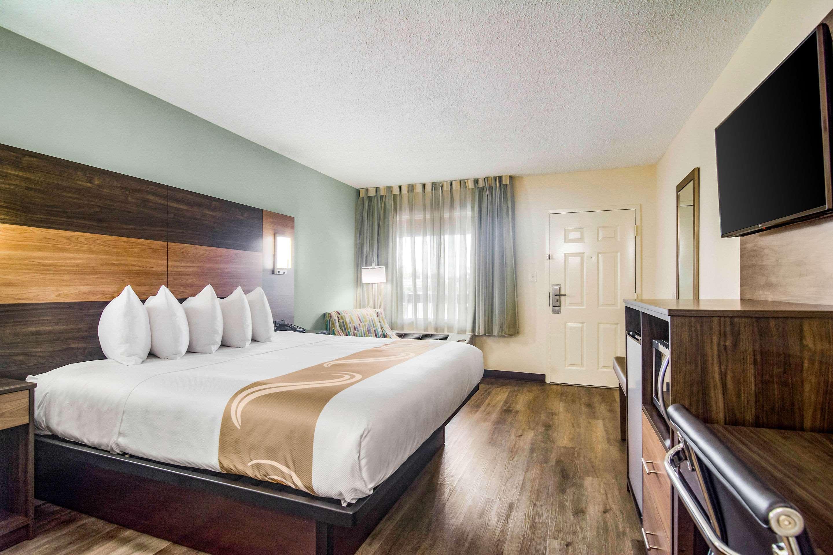Quality Inn & Suites Лейк-Сіті Екстер'єр фото