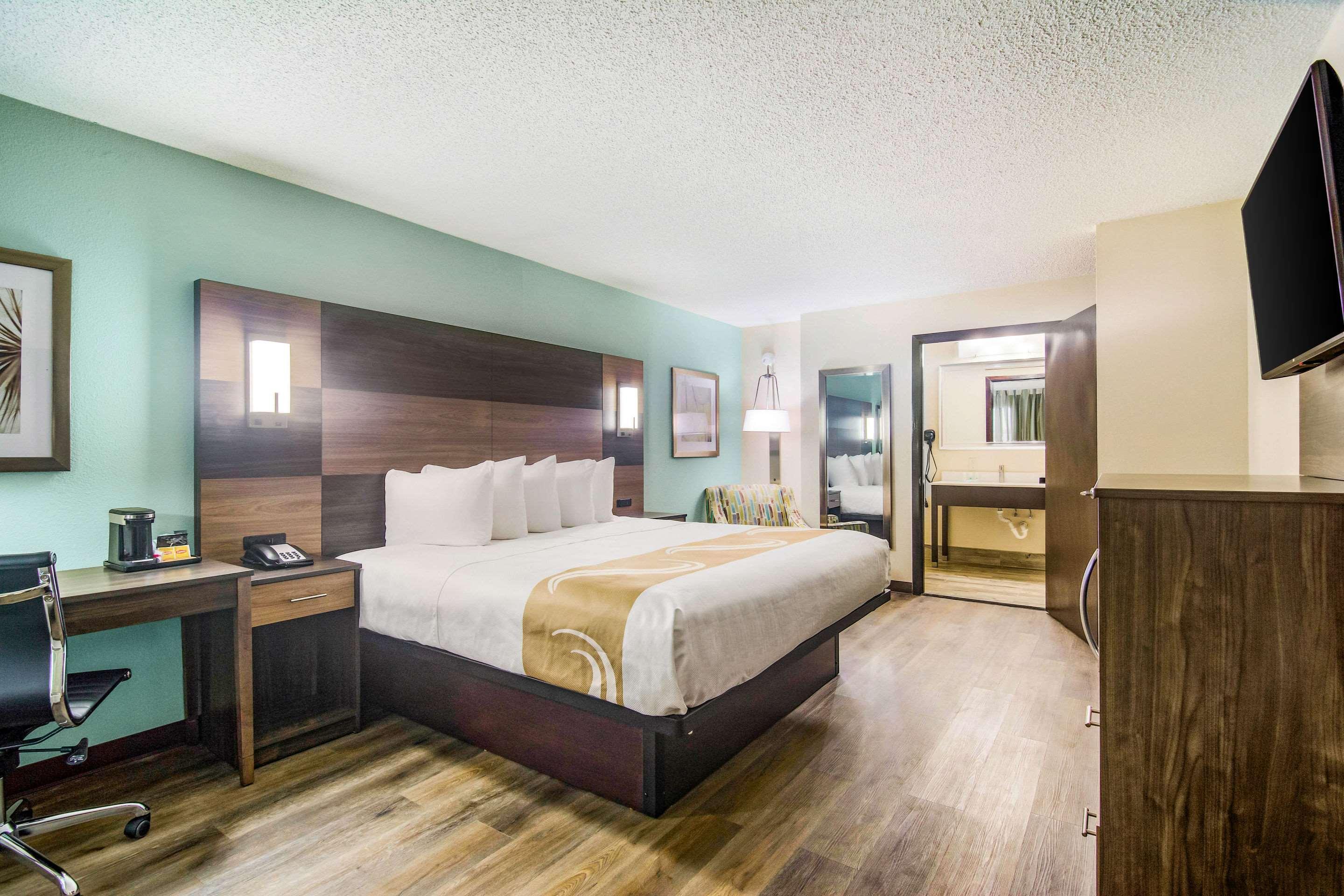 Quality Inn & Suites Лейк-Сіті Екстер'єр фото