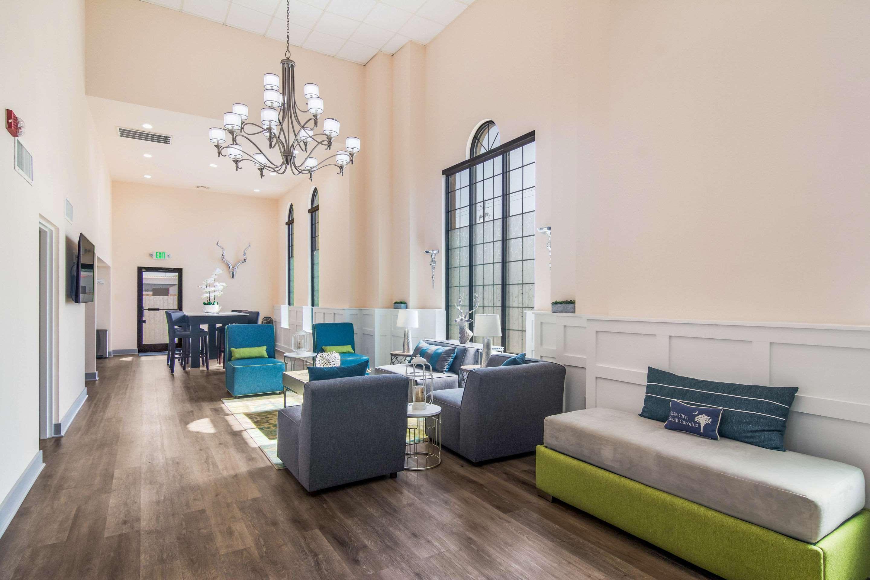 Quality Inn & Suites Лейк-Сіті Екстер'єр фото